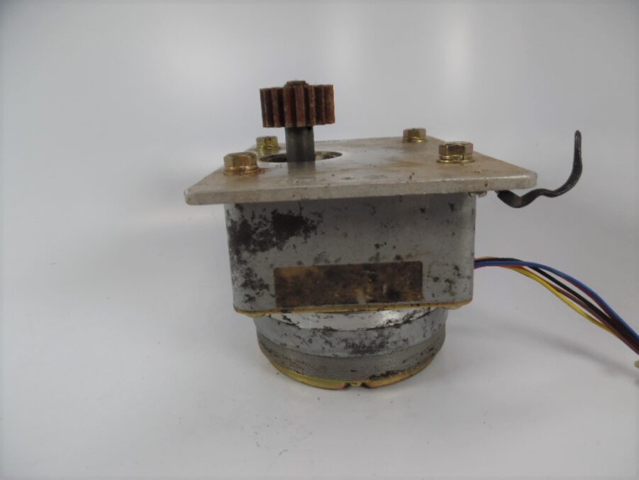 Furuno Open Array - Radar Motor - RM-8025 - DRG-938-001 - Tested! - Image 4