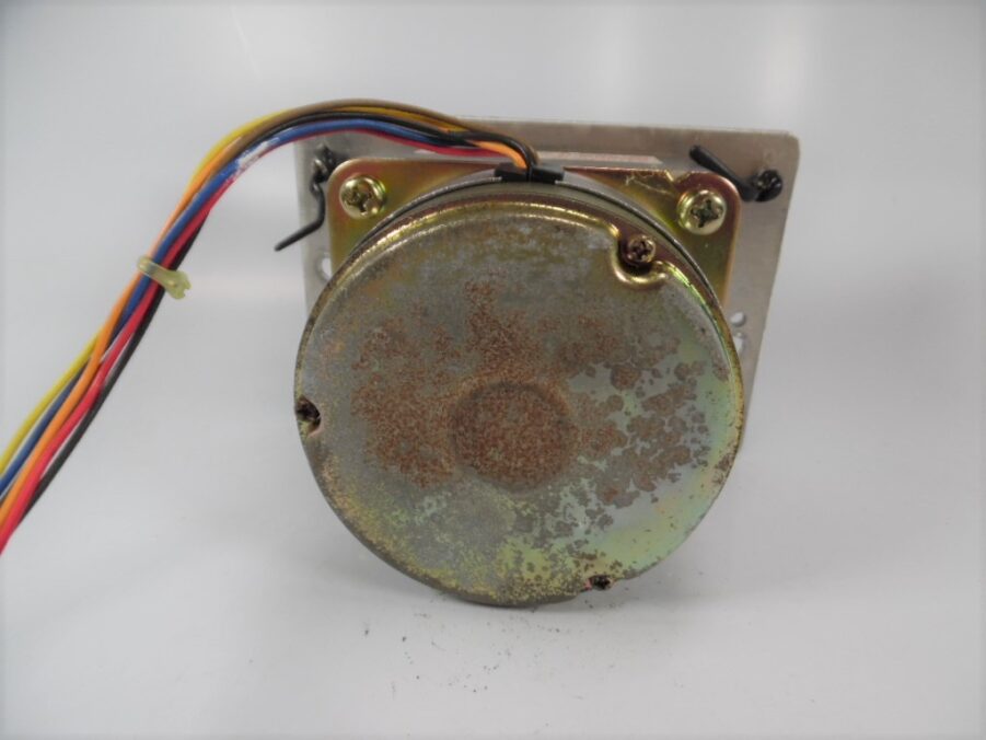 Furuno Open Array Radar Motor - RM-8025 DRG-938-001 6 Pin Conn. - Image 4