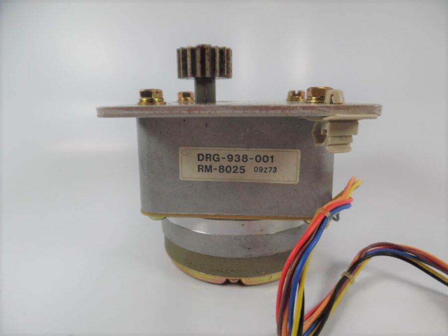 Furuno Open Array Radar Motor RM-8025 - DRG-938-001 6 Pin Connector - Image 3