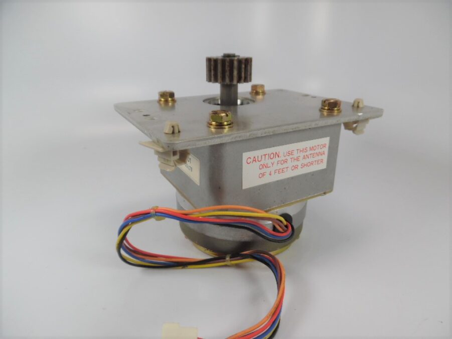 Furuno Open Array Radar Motor RM-8025 - DRG-938-001 6 Pin Connector - Image 2