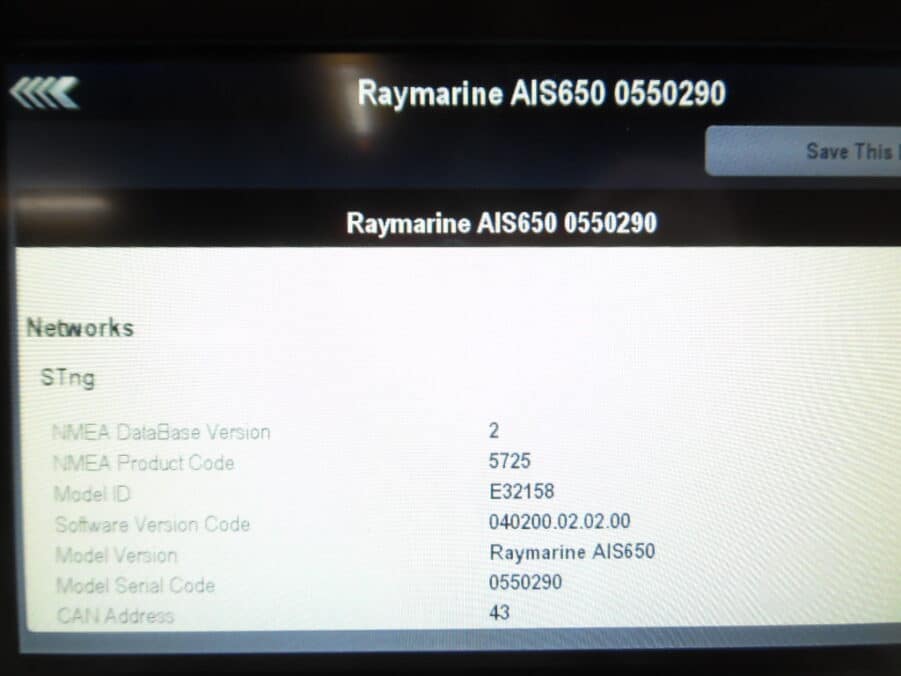 Raymarine AIS650 Class B Transceiver w/GPS Antenna & Power Cable