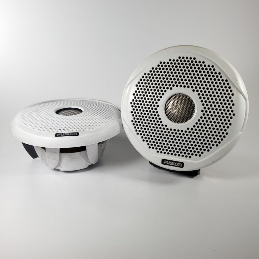 Fusion MS-FR6022 - 6" 200 Watt 2-Way Speakers w/ White Grilles - PAIR - USED