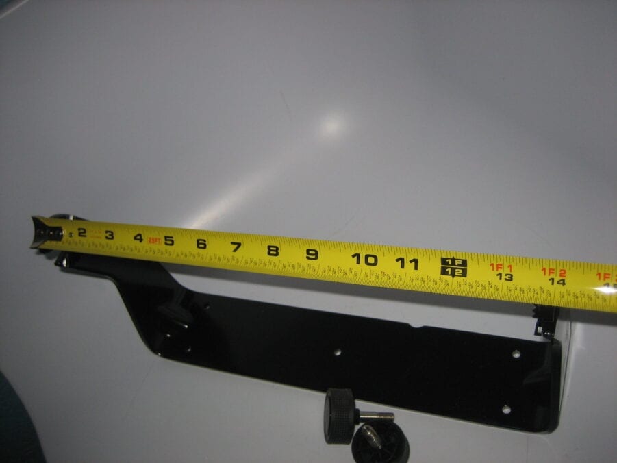 Raymarine Axiom Pro 12 (R70389) Trunnion Mount Mounting Bracket & Knobs *NEW* - Image 7