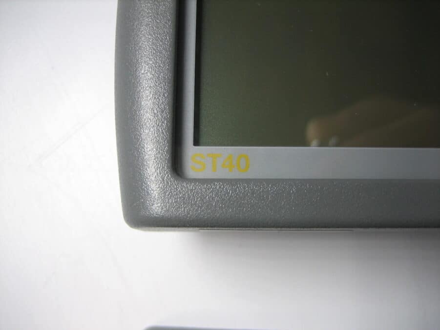 Raymarine ST40 BiData Display Head w/ Suncover - E22045 - 90 Day Warranty - Image 6