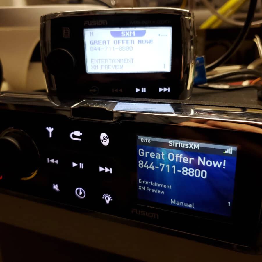 Fusion MS-AV700 - Marine DVD AM/FM Sirius XM Radio Boat Head Unit w/ Sun Cover - Image 11