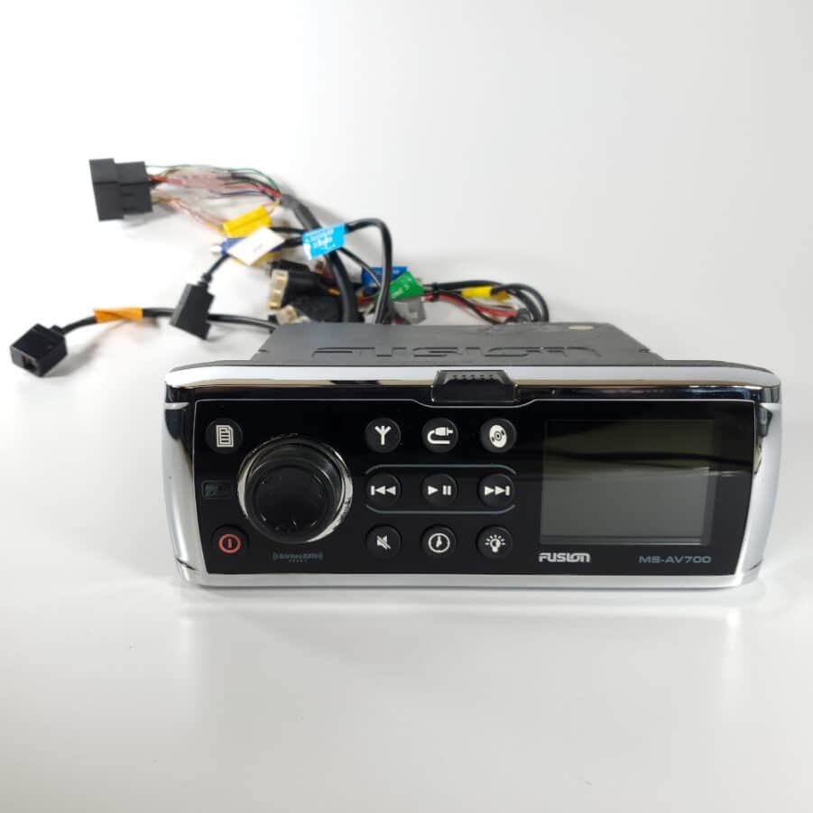 Fusion MS-AV700 - Marine DVD AM/FM Sirius XM Radio Boat Head Unit w/ Sun Cover - Image 2