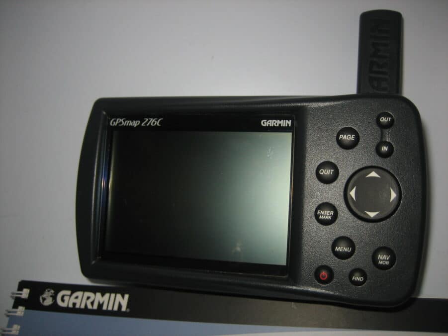 Garmin GPSmap 276c - HEAD UNIT ONLY - Powers On, LCD OK, Finds Sats