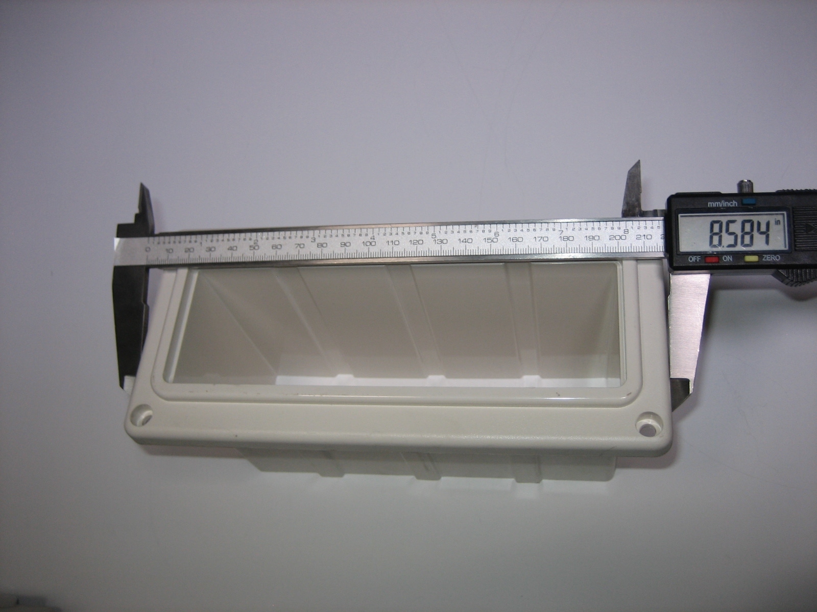 Standard Horizon Flush Mount Fixture *Fitment Unknown* 7.07" X 2.16