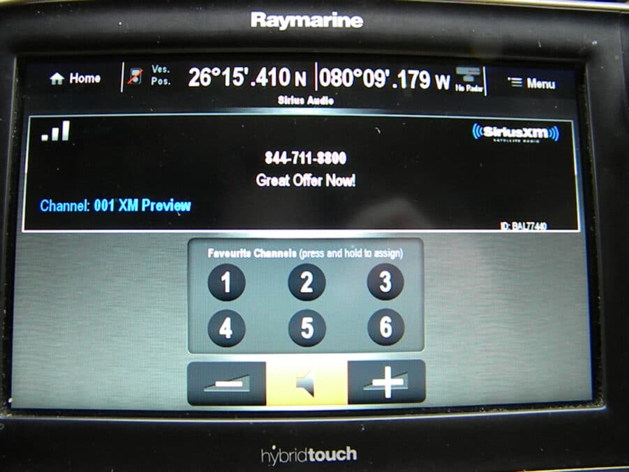 Raymarine SR150 Sirius XM Weather Module w/Antenna & Cables -E70161-90 Day Warr - Image 11