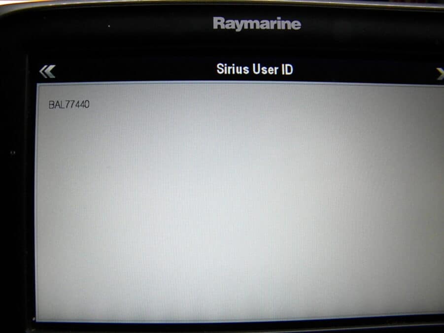 Raymarine SR150 Sirius XM Weather Module w/Antenna & Cables -E70161-90 Day Warr - Image 12