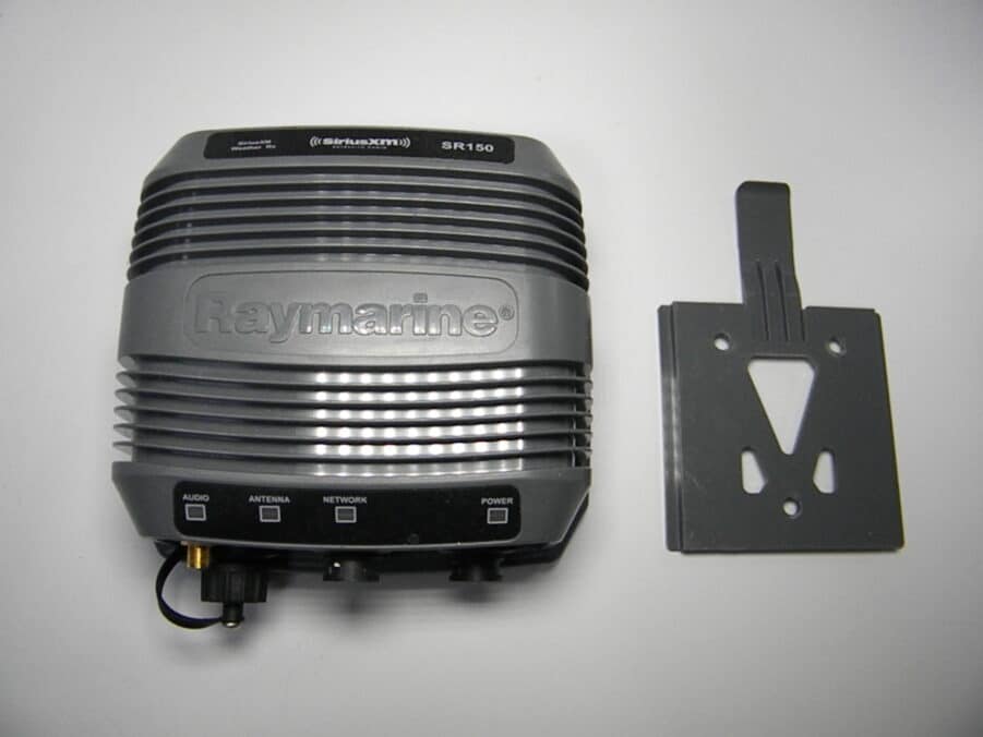 Raymarine SR150 Sirius XM Weather Module w/Antenna & Cables -E70161-90 Day Warr - Image 2