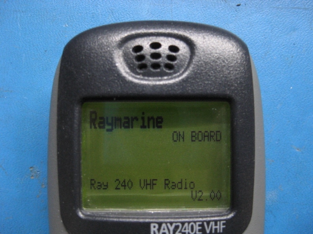 Unité De Commande VHF Raymarine RAY240E – Modèle R49131 (Non Testé)