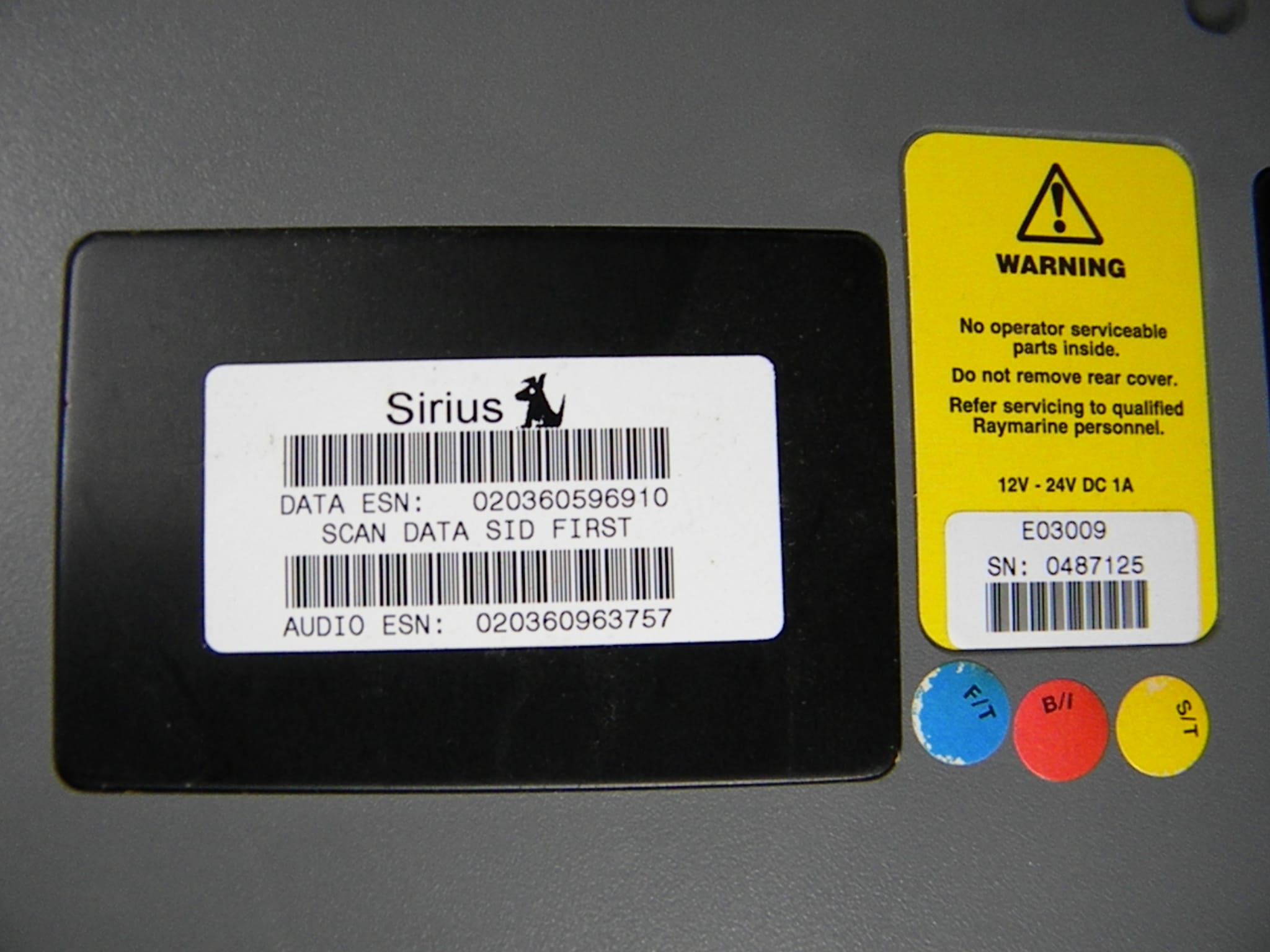 Raymarine SR100 Sirius Satellite Weather Receiver Module only E03009