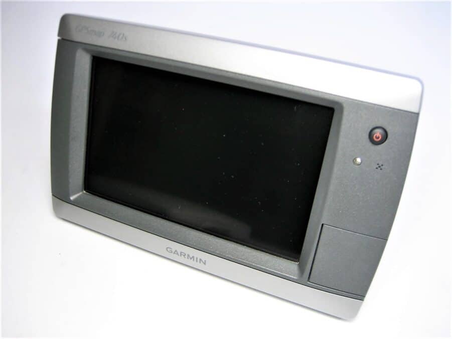GARMIN GPSMAP 740s - 7" Touchscreen Chartplotter Display Good Used Condition - Image 7