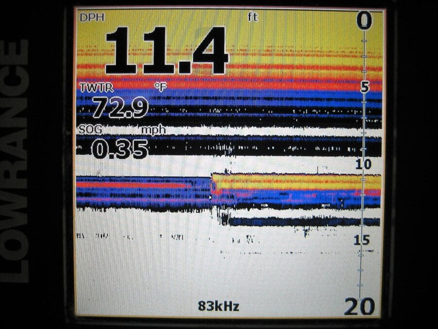 Lowrance Elite-5 ChartPlotter With Internal GPS - Good Condition - Image 4