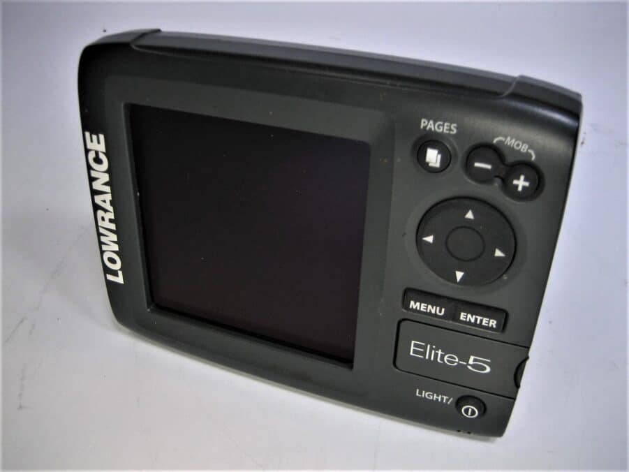 Lowrance Elite-5 ChartPlotter With Internal GPS - Good Condition - Image 7