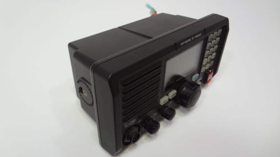 Icom IC-M602 VHF/FM Submersible Fixed Mount Marine Radio Transceiver - Image 11