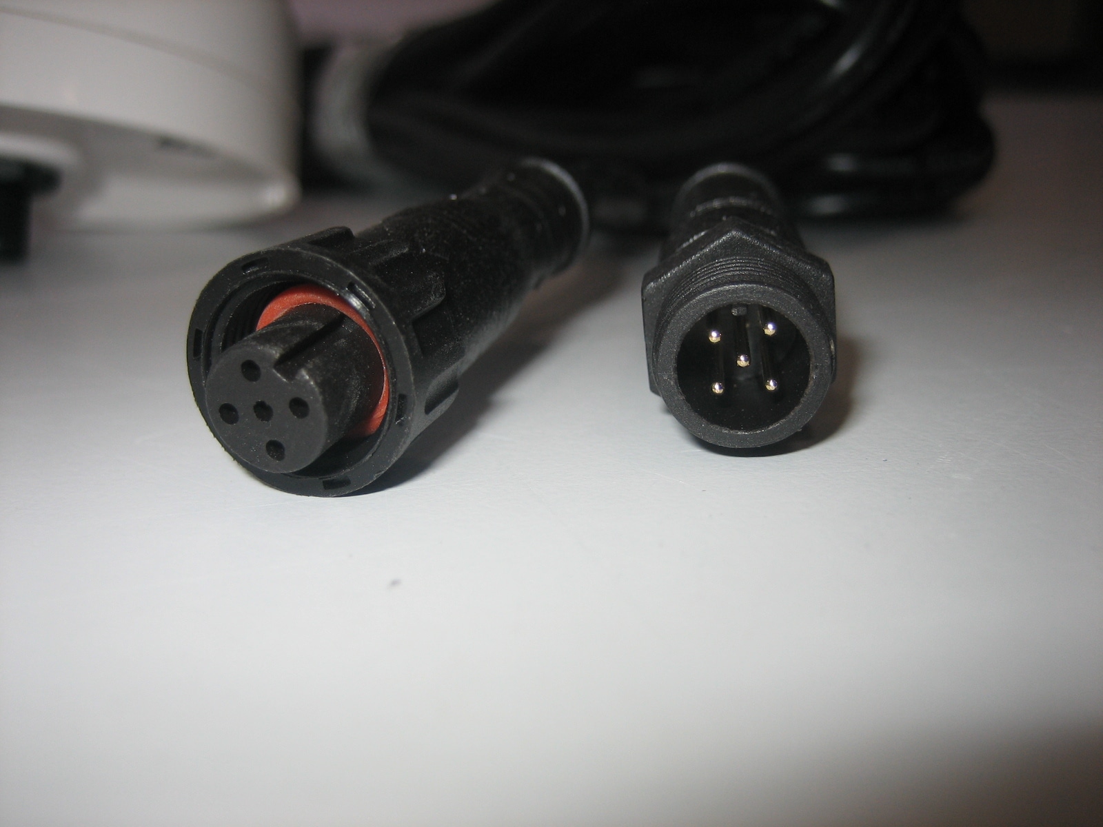 Garmin GPS19X NMEA2000 GPS Antenna w/2 Mounts New Out Of Box Tested