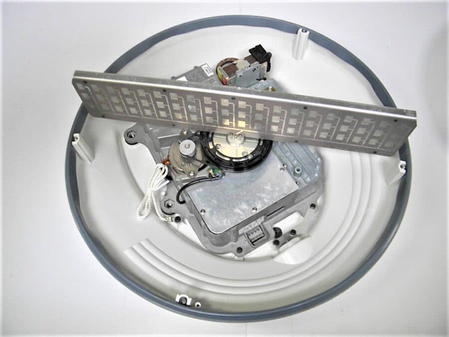 Raymarine M92650-S Radome 2KW 18” Analog Radar + 45′ Cable - LOW HOURS! Tested!! - Image 4
