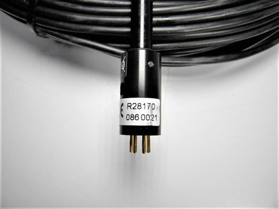 Raymarine - A28162 - 99' Ft. 30m Wind Vane Masthead Cable With Mount For St60s Great Condition Raymarine - A28162 - 99' Ft. 30m Wind Vane Masthead Cable With Mount For St60s Great Condition