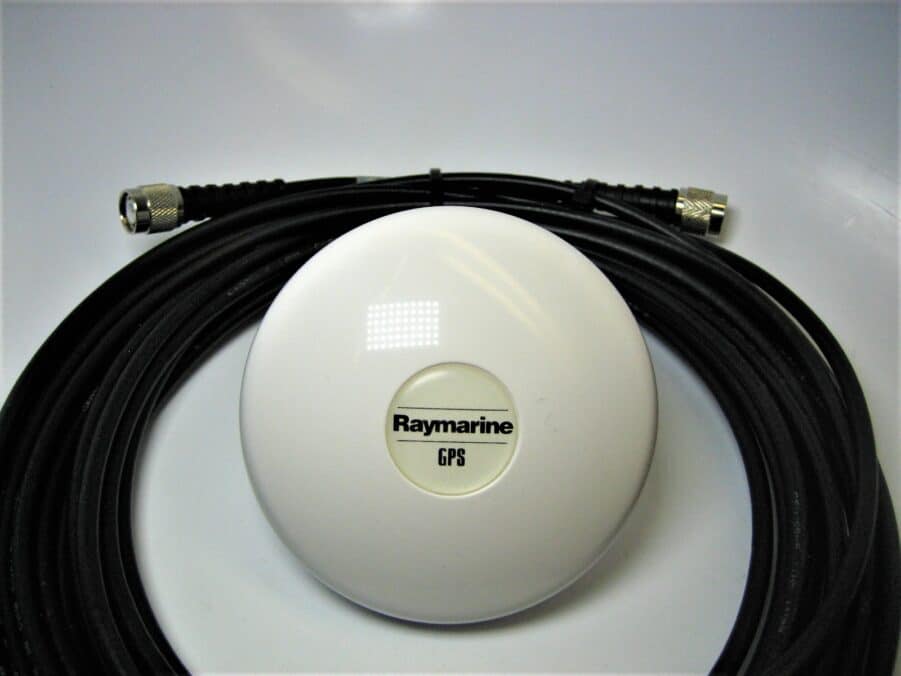Raymarine R62241 Passive GPS Antenna w/ 30' Extension Cable ~ *CLEAN/TESTED* - Image 2