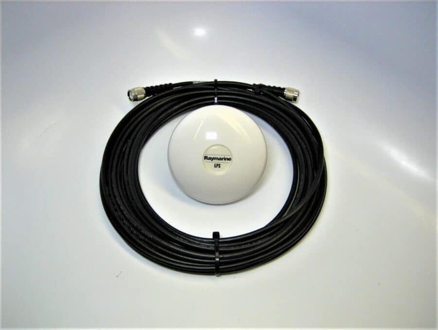 Raymarine R62241 Passive GPS Antenna w/ 30' Extension Cable ~ *CLEAN/TESTED*
