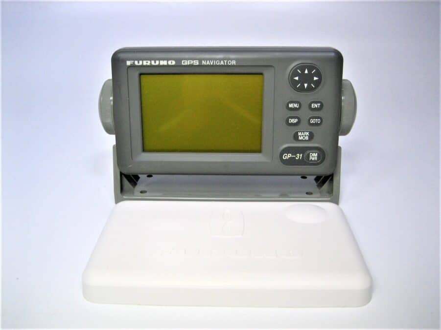Furuno GP-31 GPS Navigator 3.5" LCD Display System w/ GPA-017 Antenna *TESTED* - Image 4