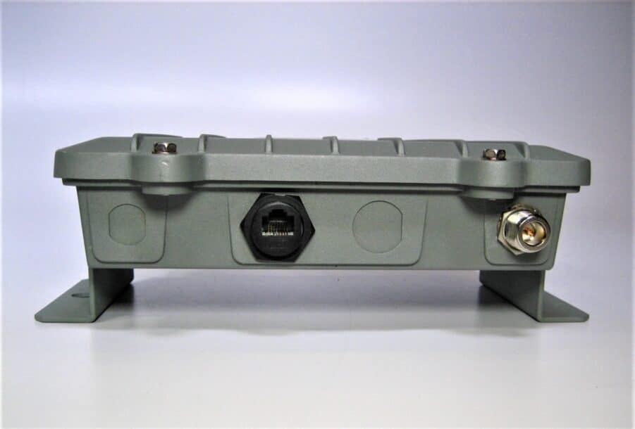 Port Networks MWB-250 Marine Wireless Bridge Base Unit with Mounting Bracket - Image 6