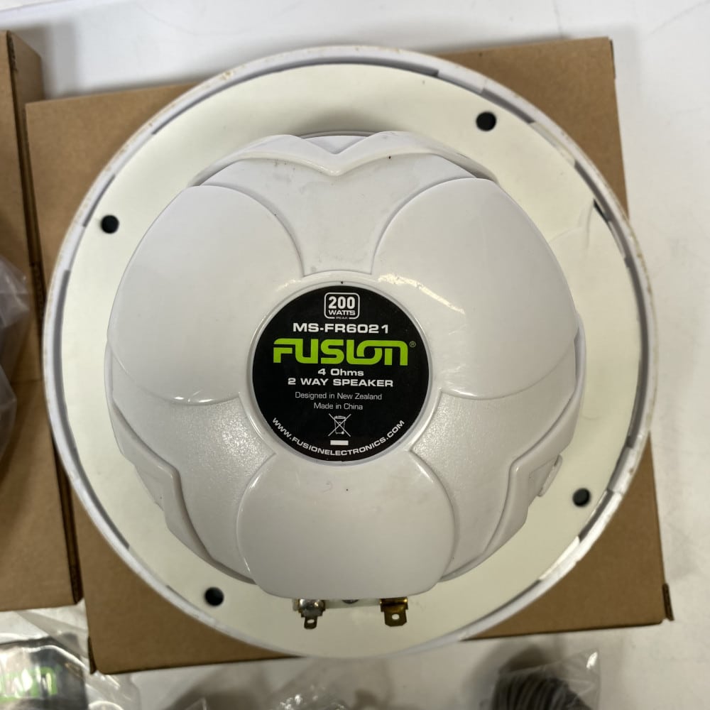 Fusion MSFR6022 6" 200 Watt 2Way Speakers w/ White Grilles PAIR