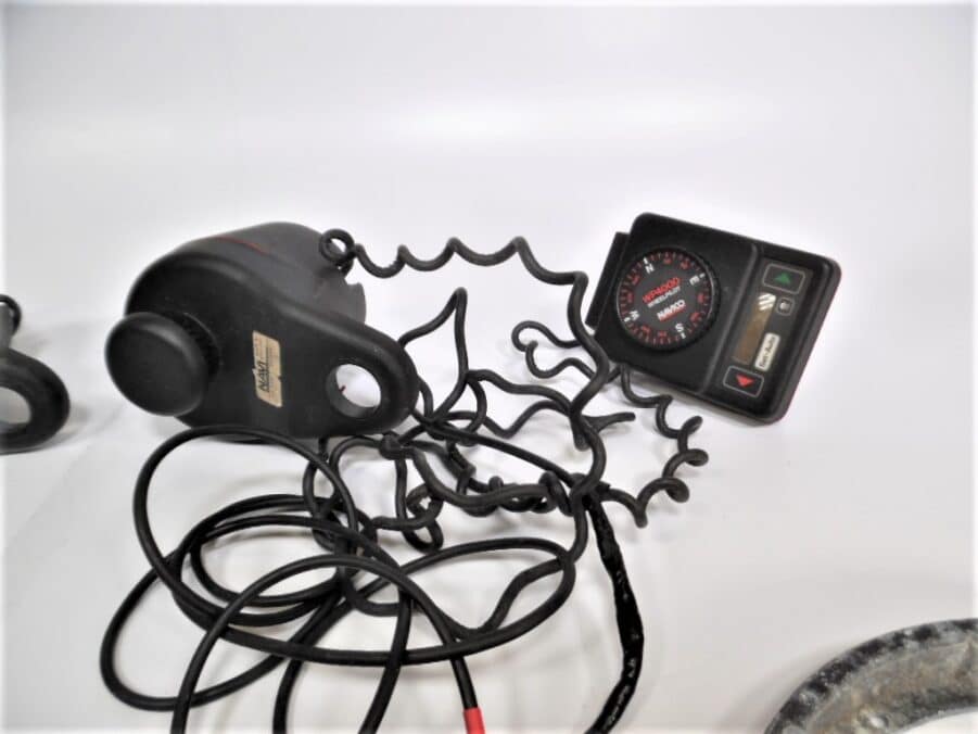 Navico - Wheelpilot - WP4000 Autopilot - Parts Lot - FOR PARTS OR REPAIR - Image 6
