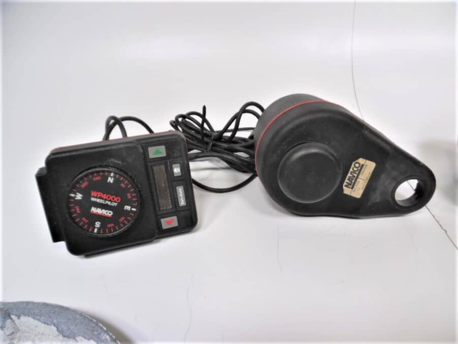 Navico - Wheelpilot - WP4000 Autopilot - Parts Lot - FOR PARTS OR REPAIR - Image 5