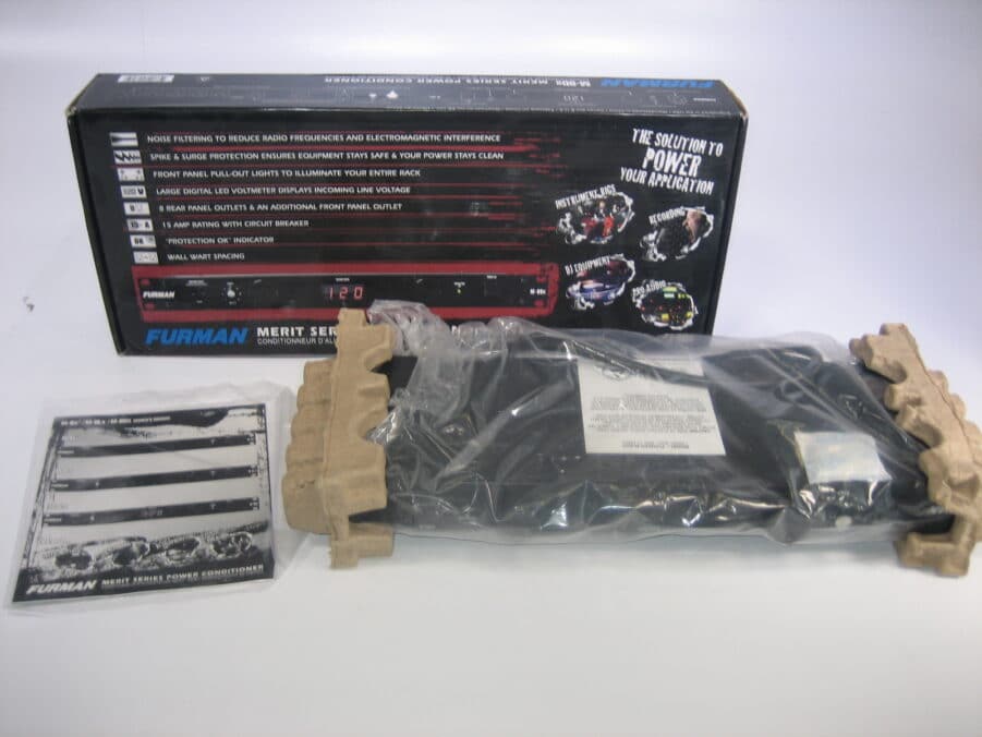 Furman M-8DX Rack Mount Merit Series Power Conditioner - NEW OPEN BOX