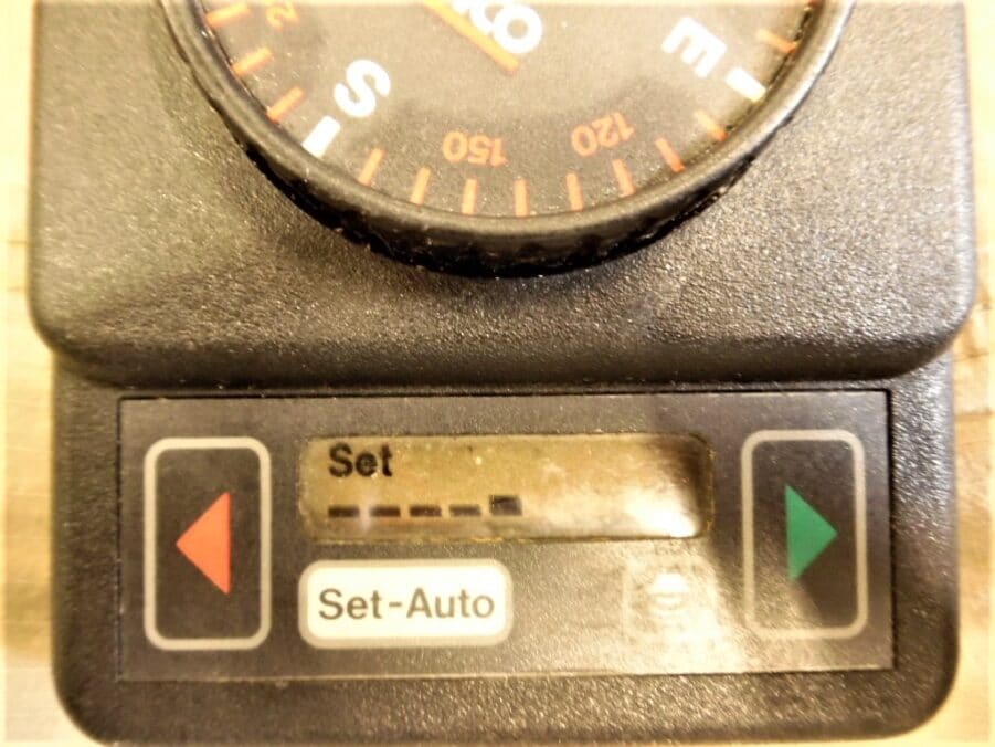 Navico - Wheelpilot - WP4000 Autopilot - Parts Lot - FOR PARTS OR REPAIR - Image 2