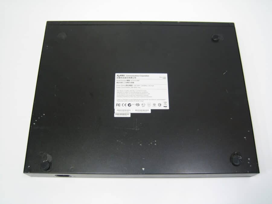 ZyXEL GS1910-24HP 24-Port Gigabit Smart Managed PoE+ Switch (Good Condition) - Image 5