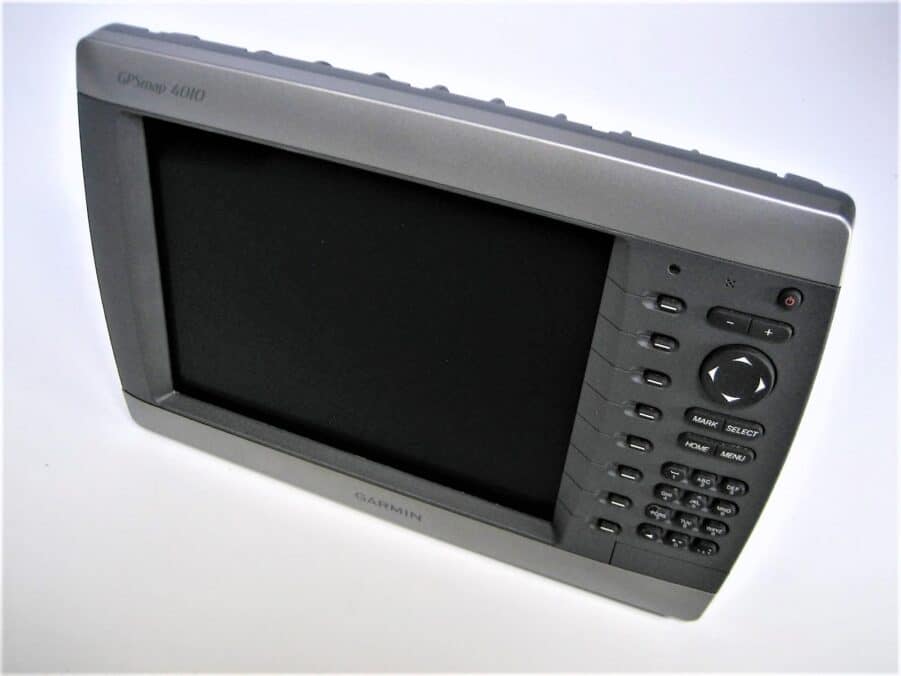 Garmin GPSMap 4010 MFD + Accessories - Good Condition - 90 Day Warr - Image 9