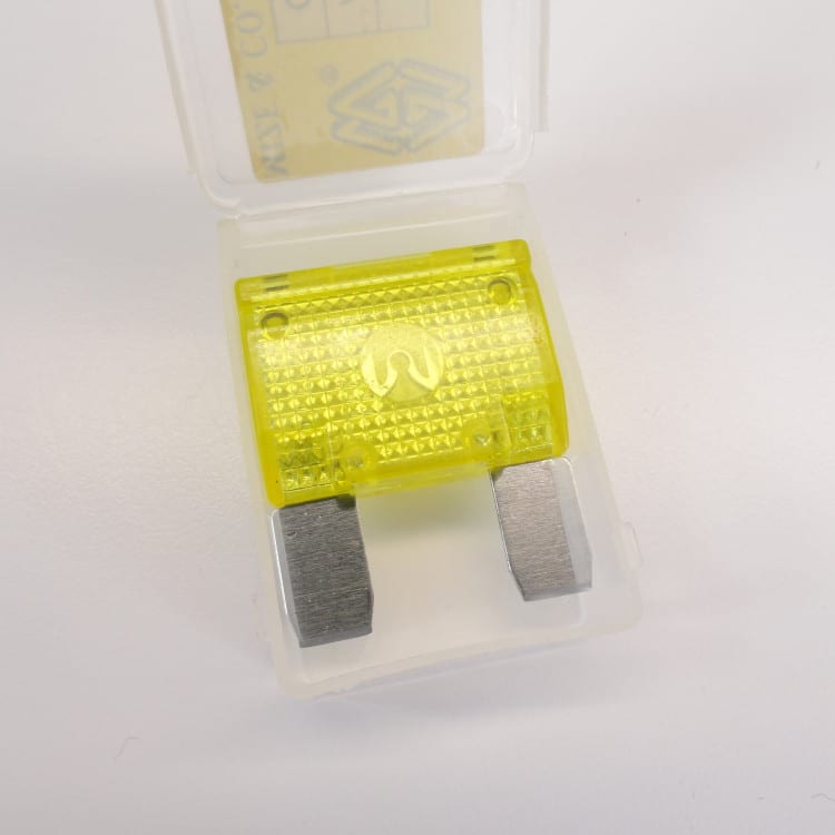 ATC Maxi Fuse 20A x5 30A x5 40A x5 32V DC Blade Fuses MIXED LOT OF 12