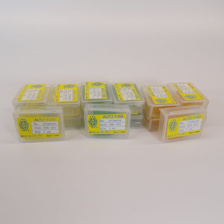 ATC Maxi Fuse 20A x5 30A x5 40A x5 32V DC Blade Fuses MIXED LOT OF 12