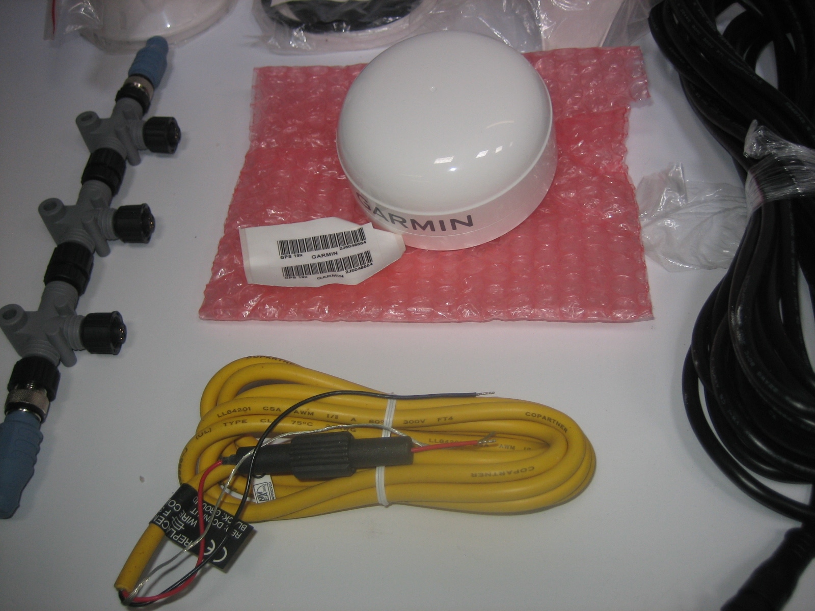 Garmin GPS19X *NEW NMEA2000 Complete AddOn GPS Antenna + NMEA2000