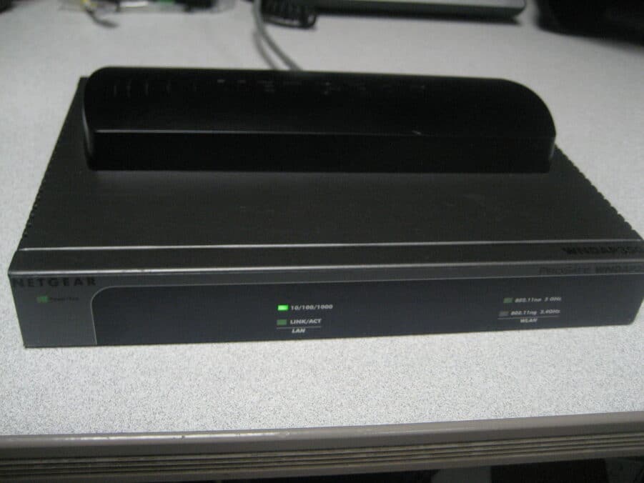 NETGEAR WNDAP350 ProSafe Dual Band Wireless-N Access Point -Used - Image 5