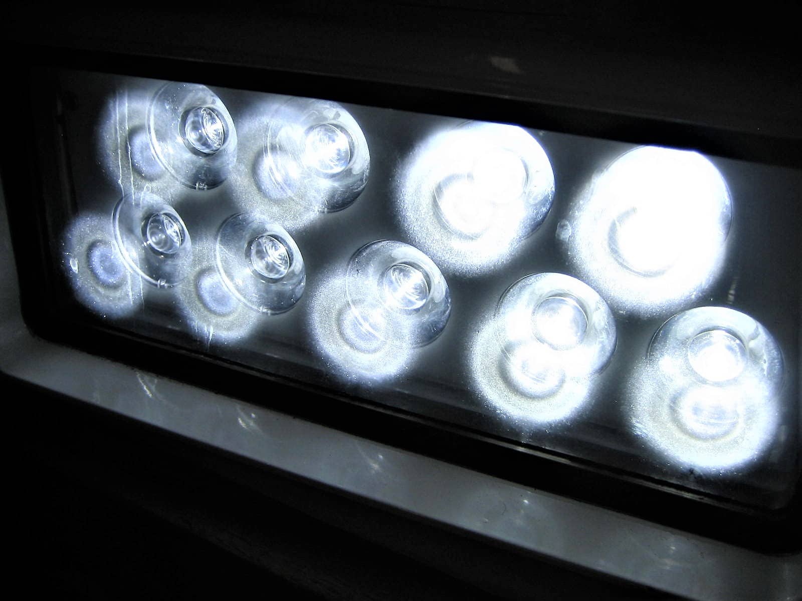 ACR RCL100 LED Spotlight With Point Pad 12/24V (Tested) Max Marine