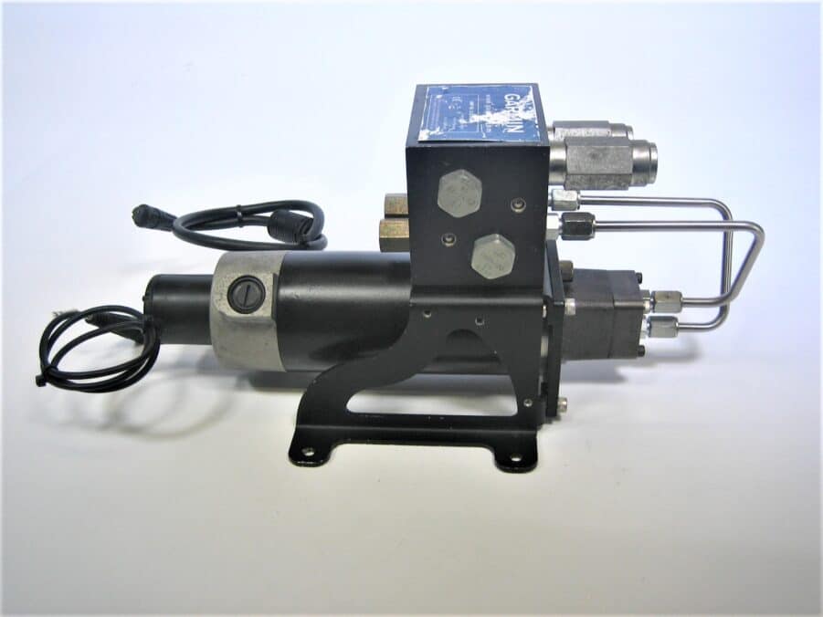 Garmin GHP 10 - 2.1L Autopilot Pump and Head-Great Condition-Tested!