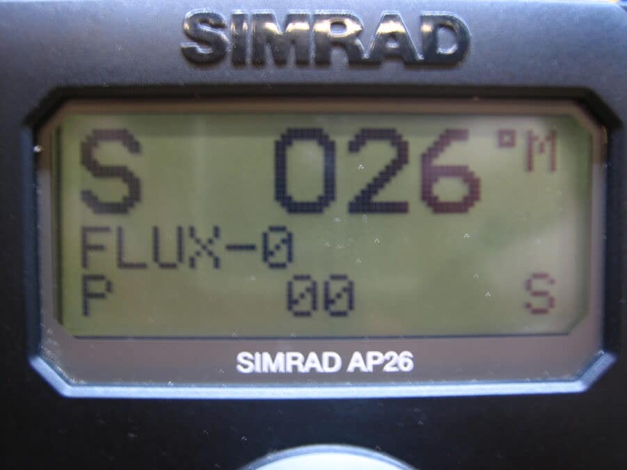 Simrad AP26 Autopilot Control Head 22087910 -New LCD-Great Cond - Image 8