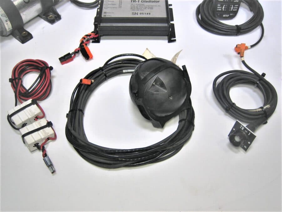 Garmin / Nautimatic *COMPLETE* TR-1 Gladiator  Autopilot System 1.2L - Tested - Image 3
