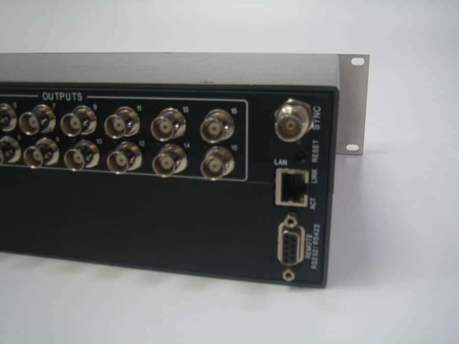 Extron MAV Plus Series 1616 AV Matrix Switcher for Composite Video and Stereo Audio - Image 8