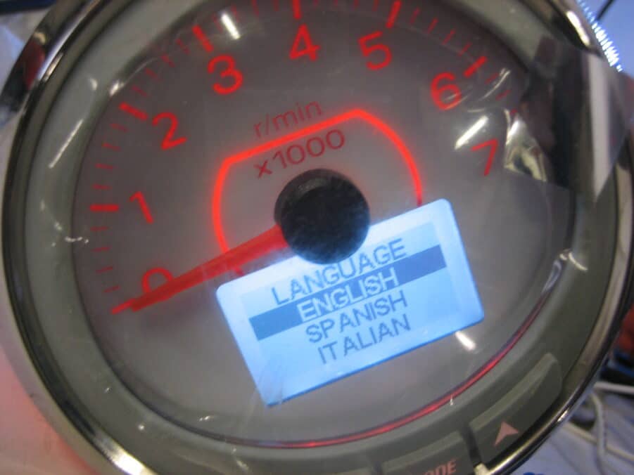 Evinrude Etec BRP OPEN BOX Icon Tach Pro Tachometer Kit 4" White 7000 RPM 0768008 - Image 4