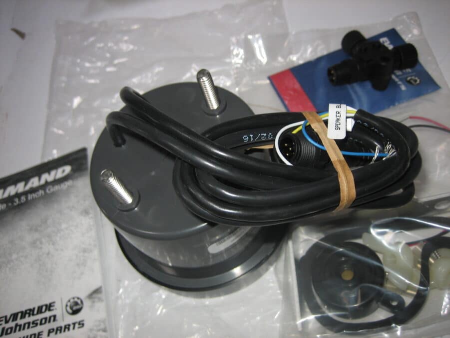 Evinrude Etec I-Command 3.5 Gauge 0767991 SW Version 2.5 - NEW IN BOX - Image 7
