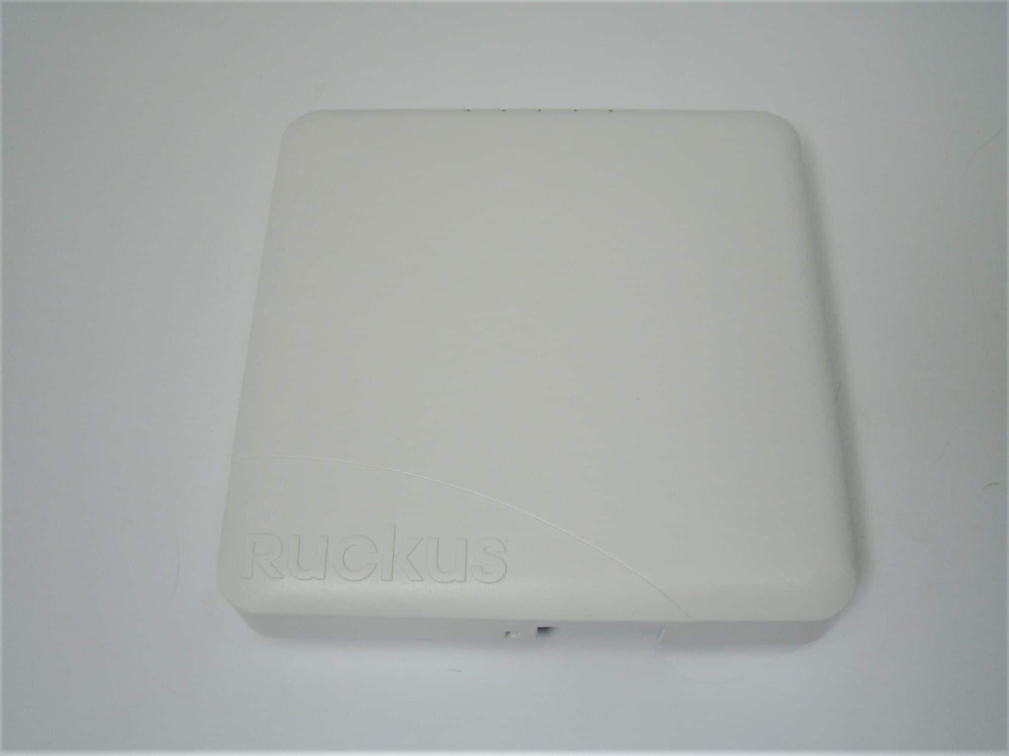 Ruckus Wireless ZoneFlex R600 Dual Band Access Point 901R600US00 Free