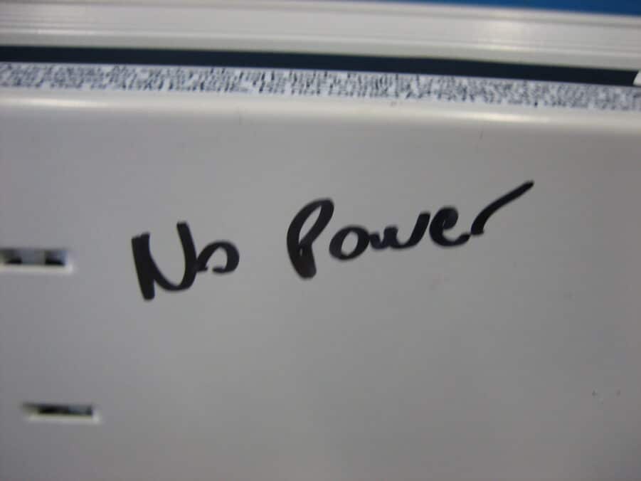 Xantrex Freedom HFS 2055 Sine Wave Inverter PARTS/REPAIR No Power - Image 11