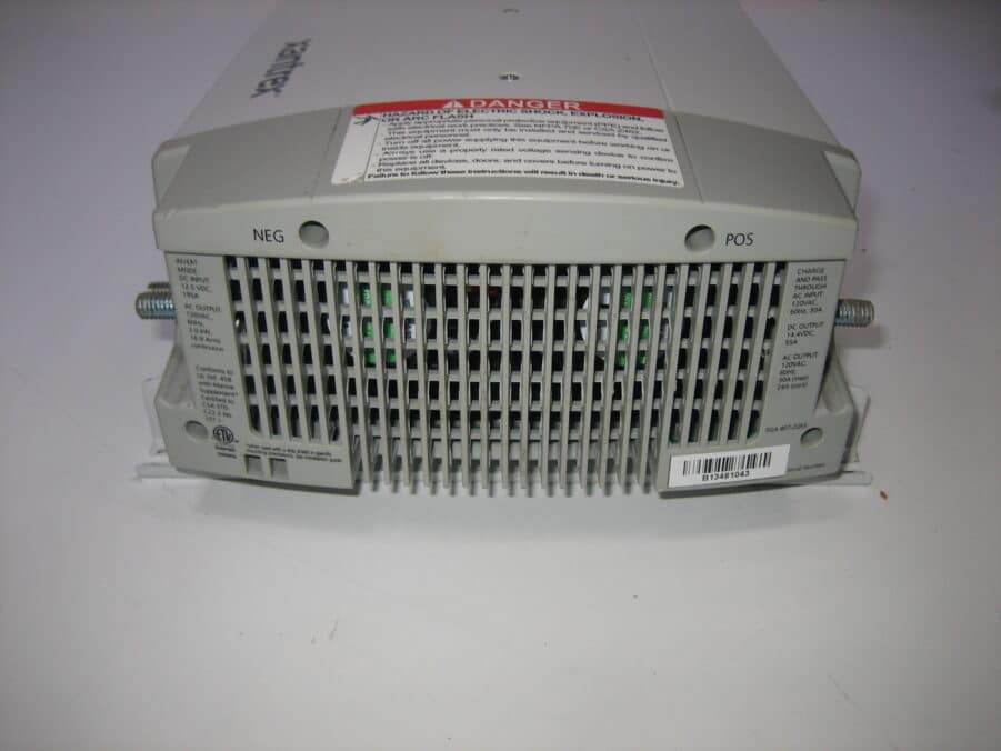 Xantrex Freedom HFS 2055 Sine Wave Inverter PARTS/REPAIR No Power - Image 6