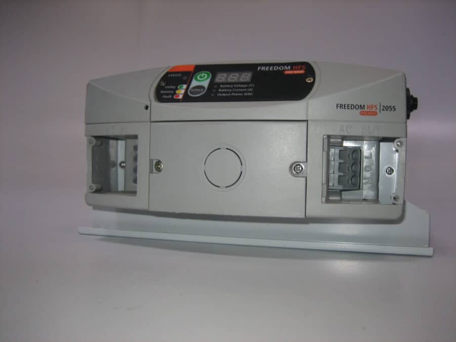 Xantrex Freedom HFS 2055 Sine Wave Inverter PARTS/REPAIR No Power - Image 4
